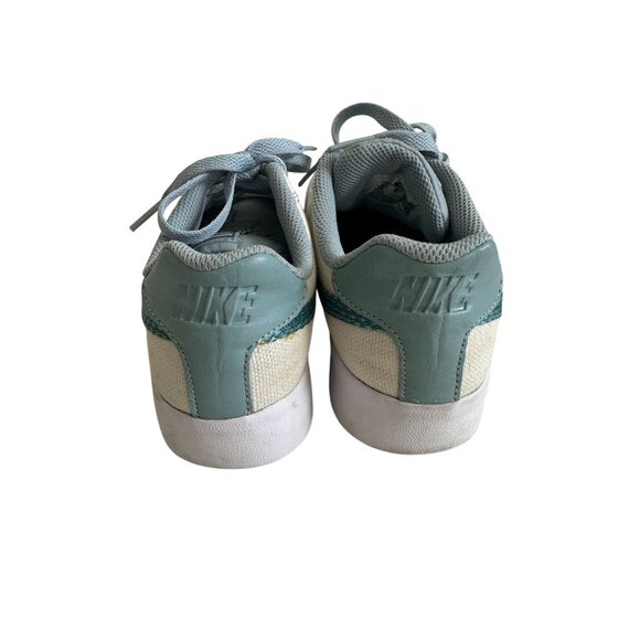 NIKE Women’s Blue Light Denim Sneakers Size 6 - Picture 4 of 6